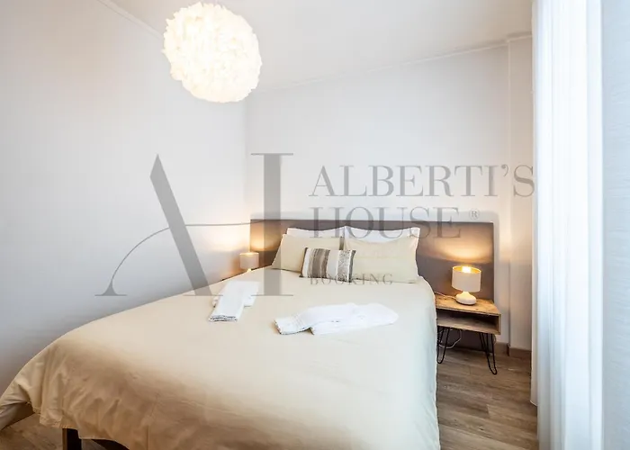 Alberti's House Apartman *